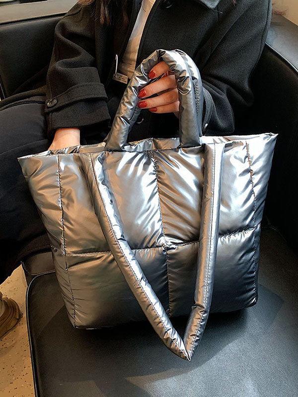 Beautifully Finished Bag in a Timeless Design