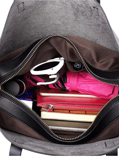 Beautifully Finished Bag in a Timeless Design