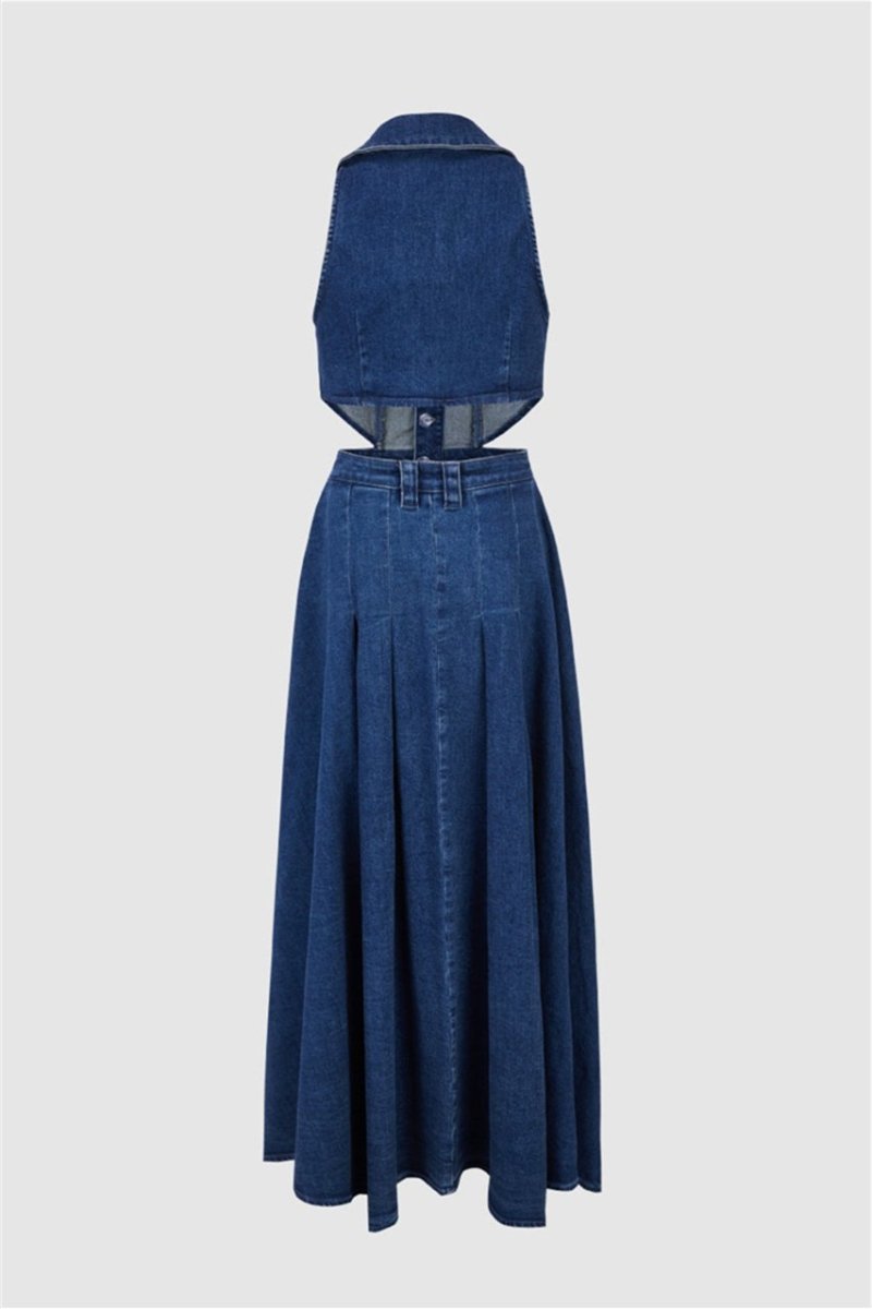 Sophisticated Dress with a Clean Classic Look
