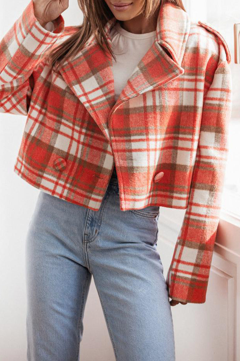 Effortlessly Elegant Garment with a Timeless Design