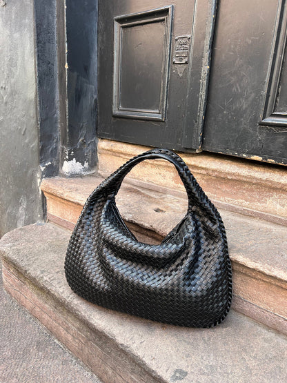 Classic Vintage Bag with a Flattering Fit