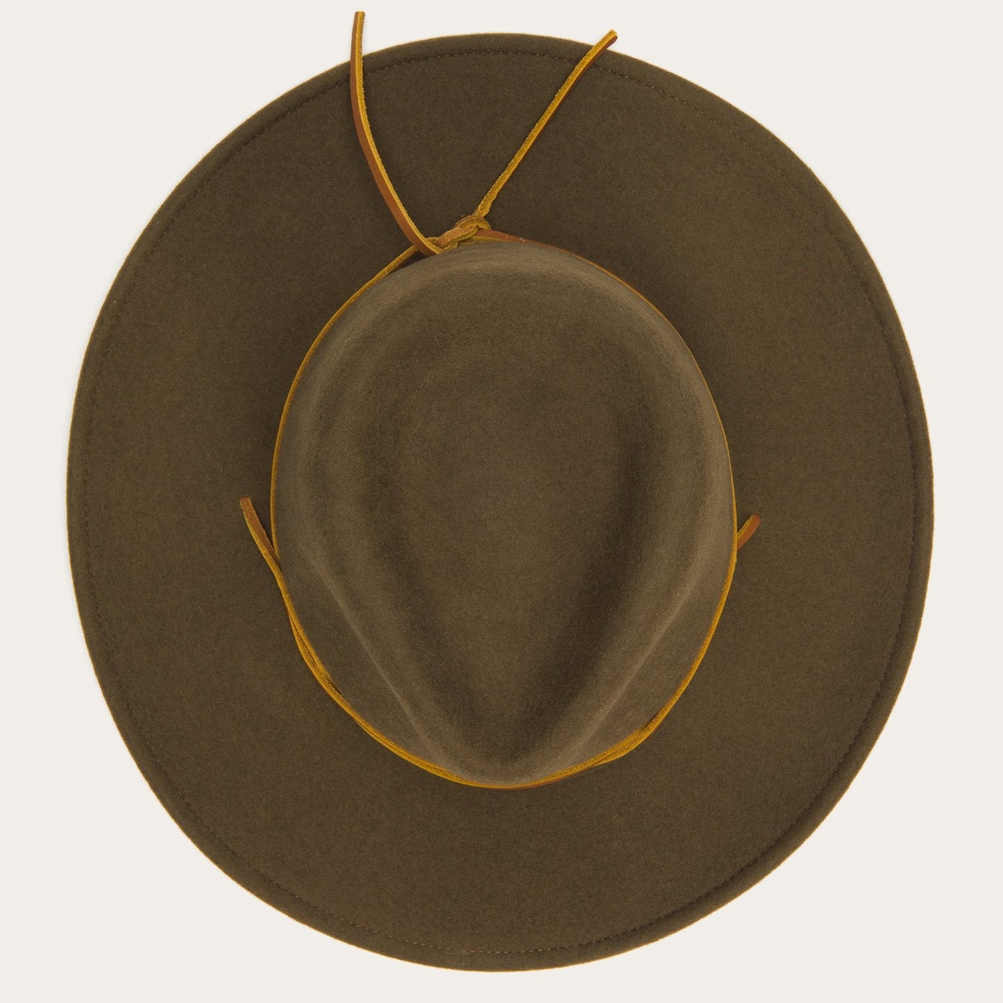 Effortlessly Elegant Garment with a Timeless Design