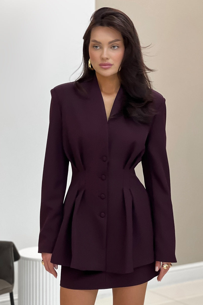 Well Tailored Garment with a Graceful Silhouette