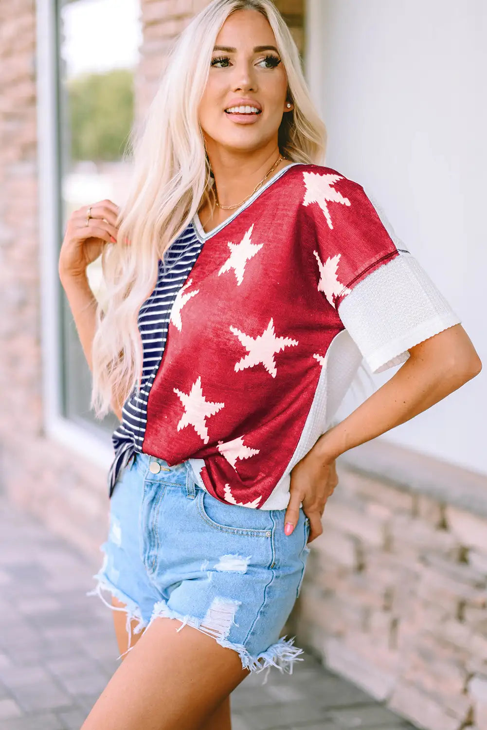 Well Tailored Top with a Graceful Silhouette