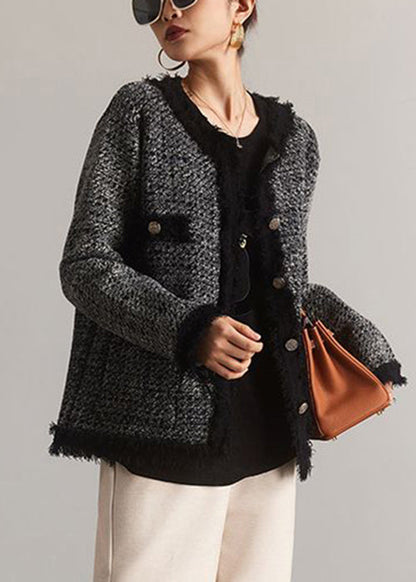 Effortlessly Elegant Coat with a Timeless Design