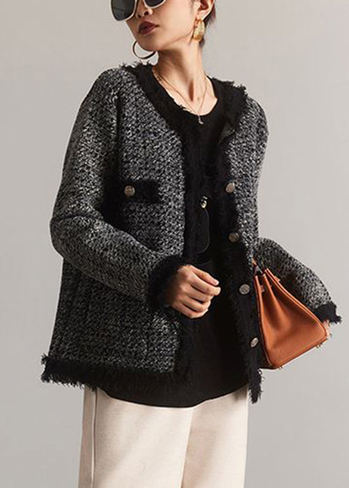 Effortlessly Elegant Coat with a Timeless Design