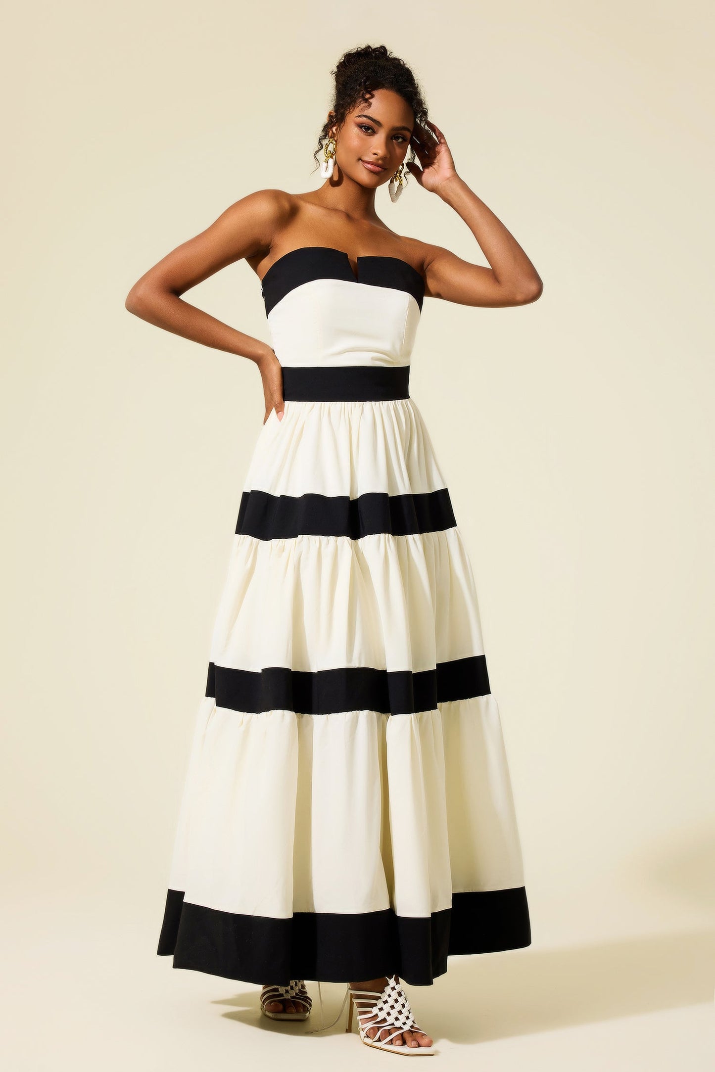 Sophisticated Dress with a Clean Classic Look