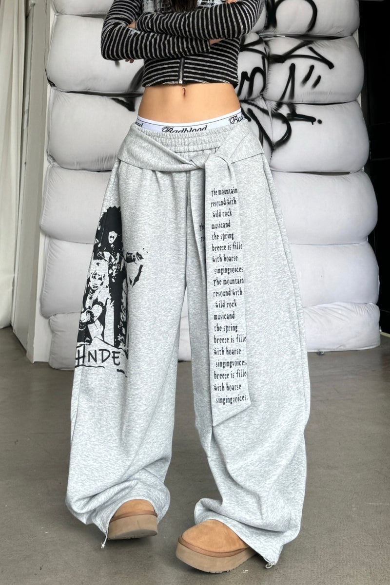 Classic Vintage Pants with a Flattering Fit