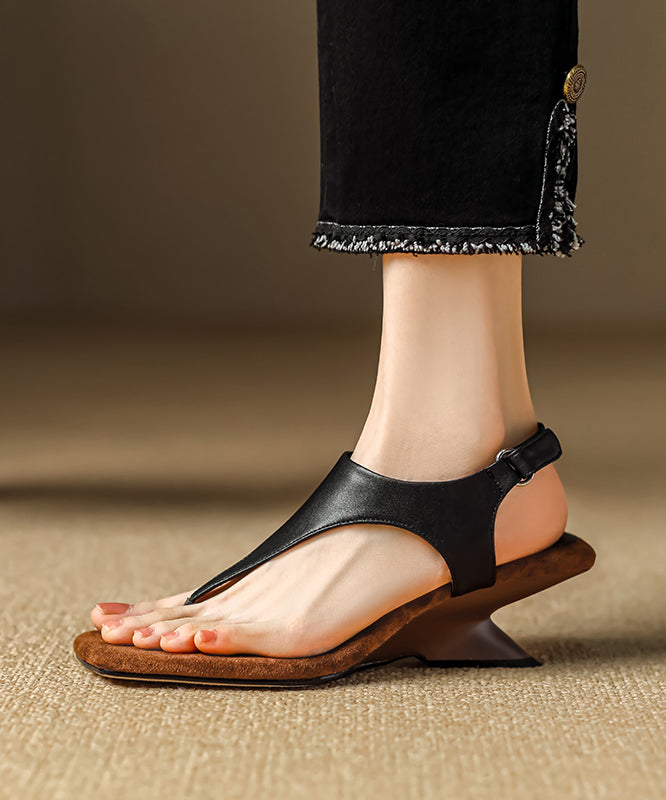 Classic Vintage Sandals with a Flattering Fit