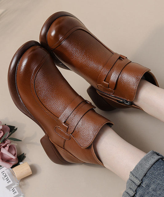 Polished Boots with an Effortless Classic Look
