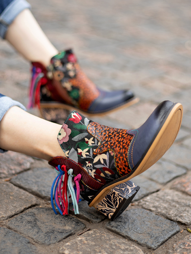 Well Tailored Boots with a Graceful Silhouette