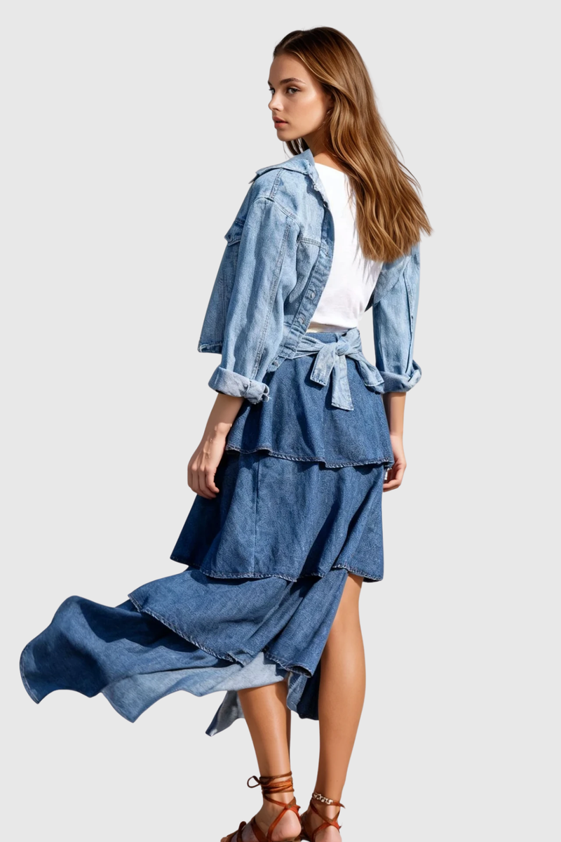 Effortlessly Elegant Garment with a Timeless Design