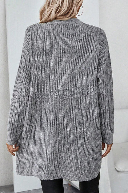 Well Tailored Sweater with a Graceful Silhouette