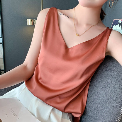 Classic Vintage Top with a Flattering Fit