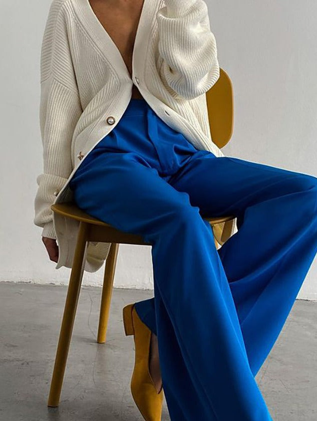 Classic Vintage Pants with a Flattering Fit