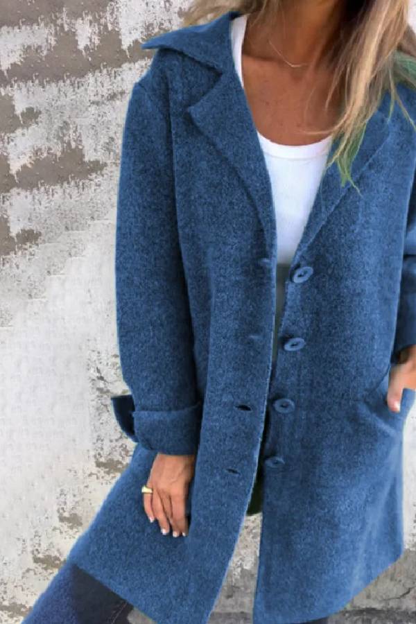 Beautifully Crafted Coat in a Classic Style