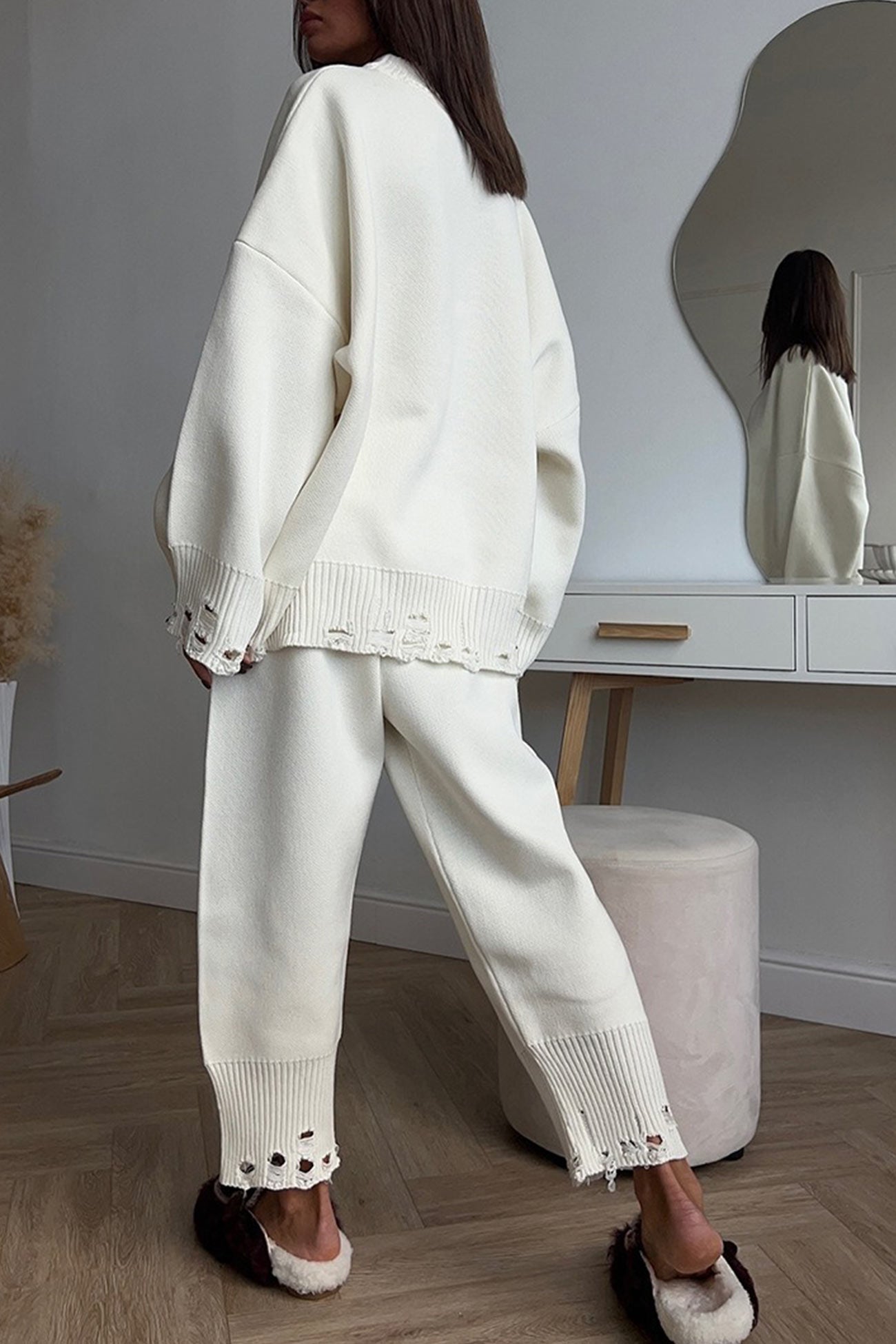 Gracefully Styled Sweater for Any Occasion