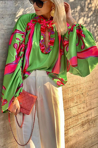 Sophisticated Blouse with a Clean Classic Look