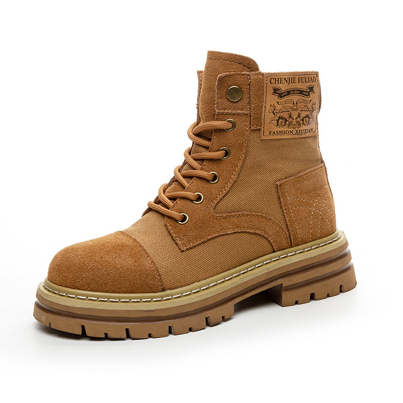 Polished Boots with an Effortless Classic Look