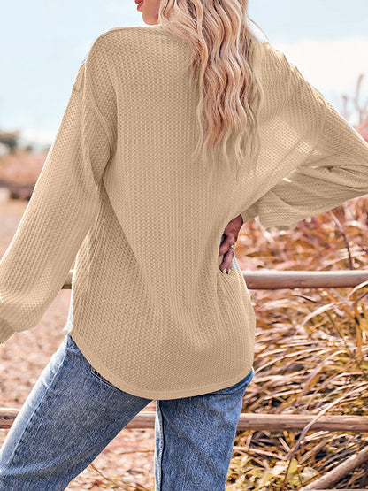Beautifully Crafted T-Shirt in a Classic Style