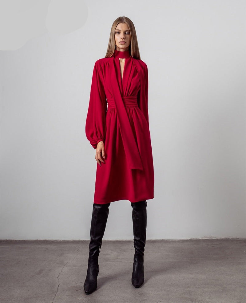 A Vintage Style Dress with Delicate Timeless Details