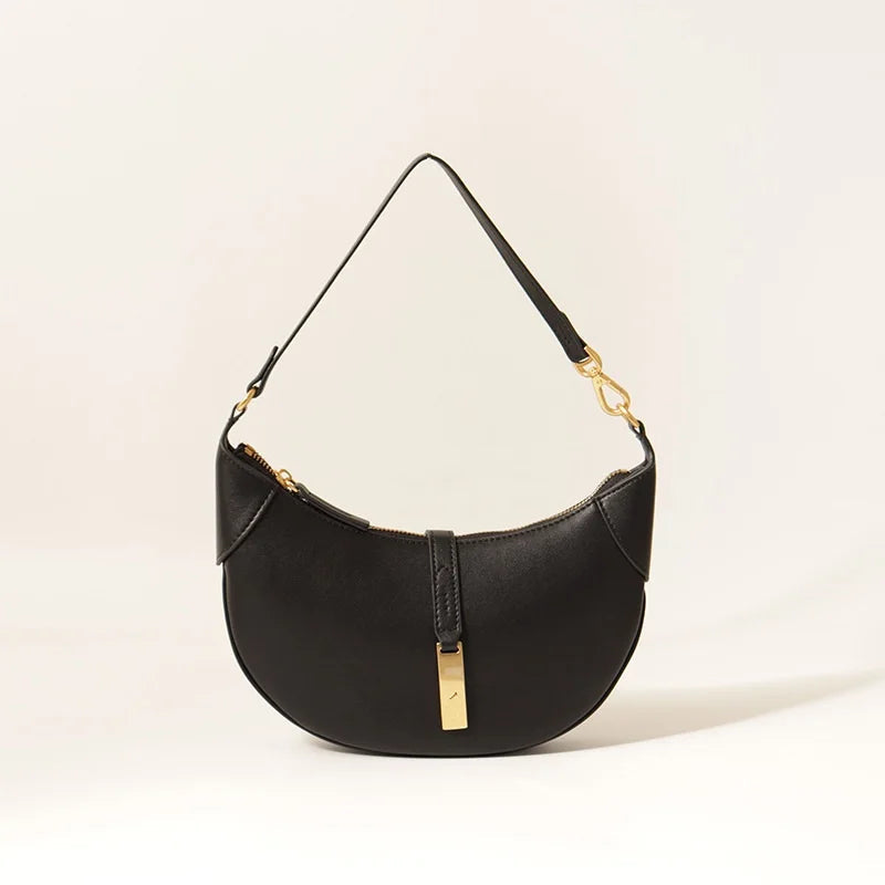 Beautifully Crafted Bag in a Classic Style