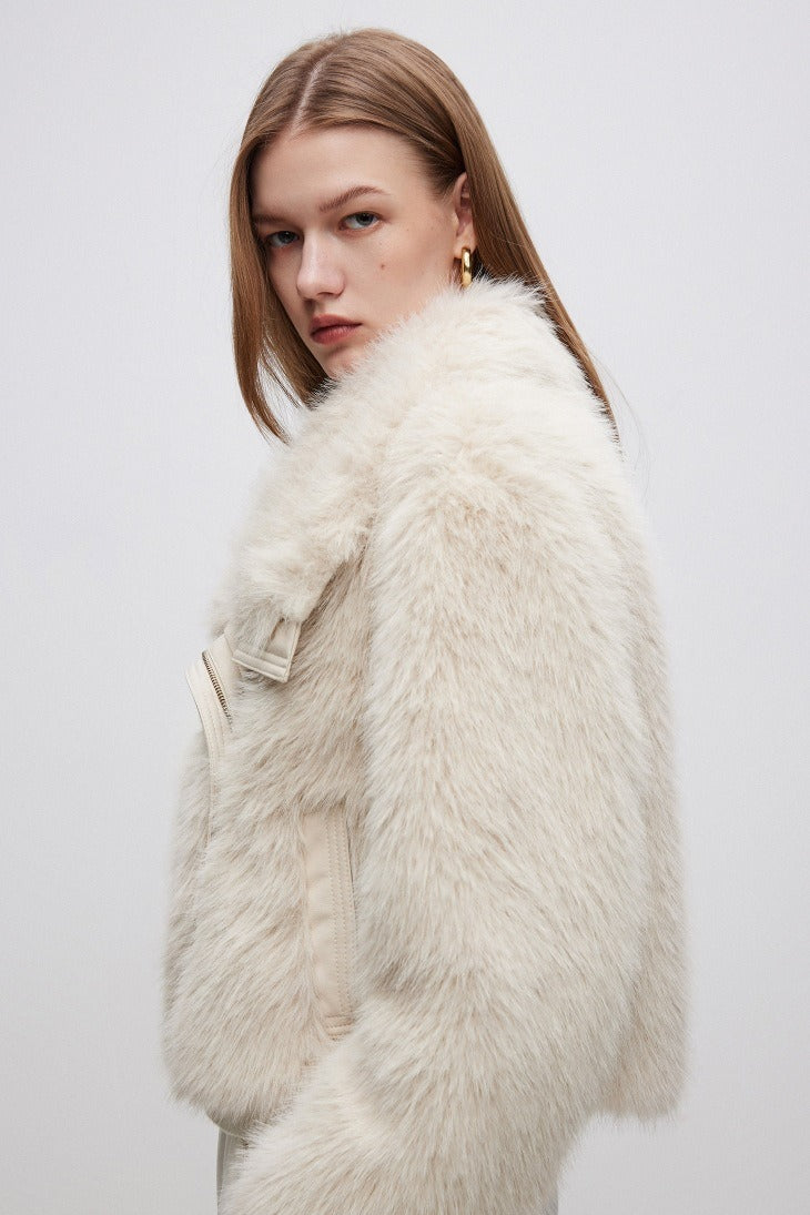 Classic Vintage & Enduringly Stylish Coat