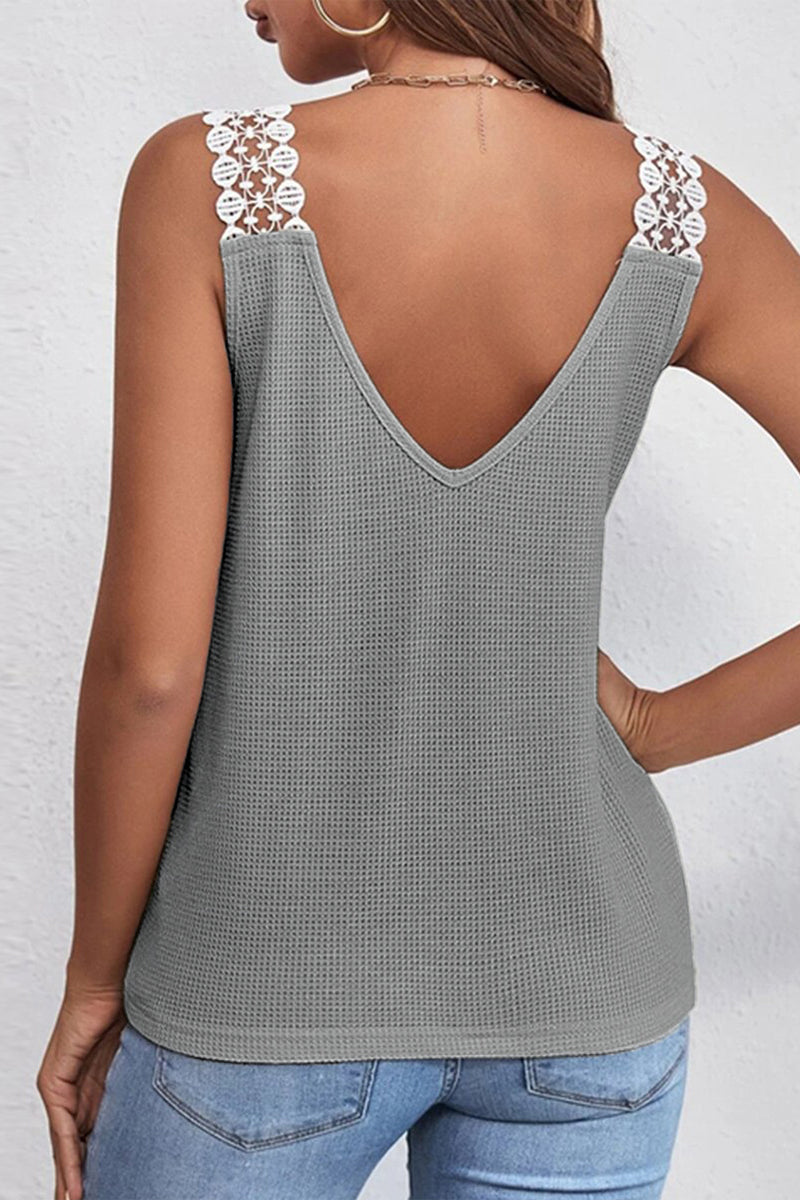 Beautifully Finished Top in a Timeless Design