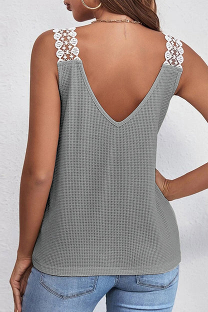Beautifully Finished Top in a Timeless Design