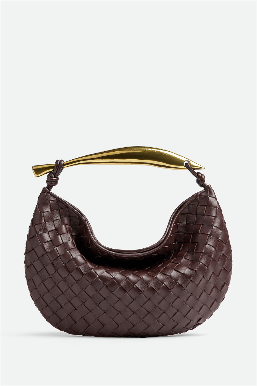 Well Tailored Bag with a Graceful Silhouette