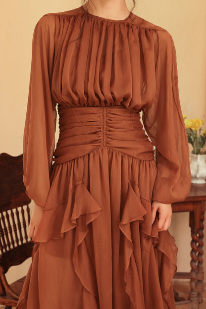 Effortlessly Elegant Dress with a Timeless Design