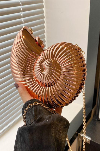 Beautifully Finished Bag in a Timeless Design