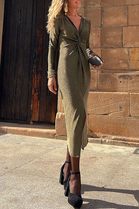 Gracefully Styled Dress for Any Occasion