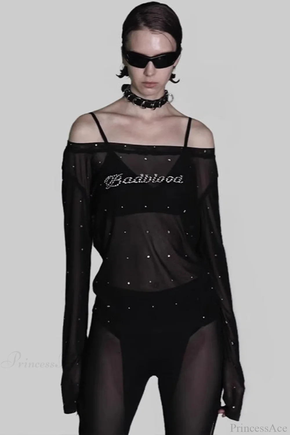 Beautifully Finished Blouse in a Timeless Design