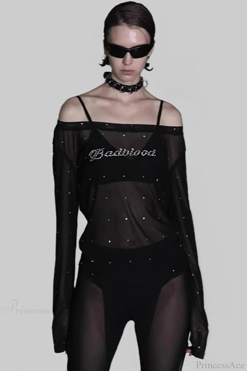 Beautifully Finished Blouse in a Timeless Design