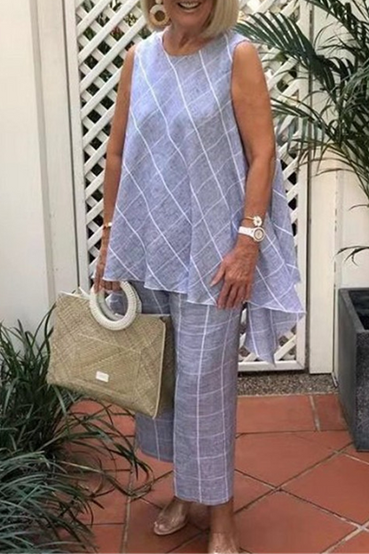 Gracefully Styled Top for Any Occasion