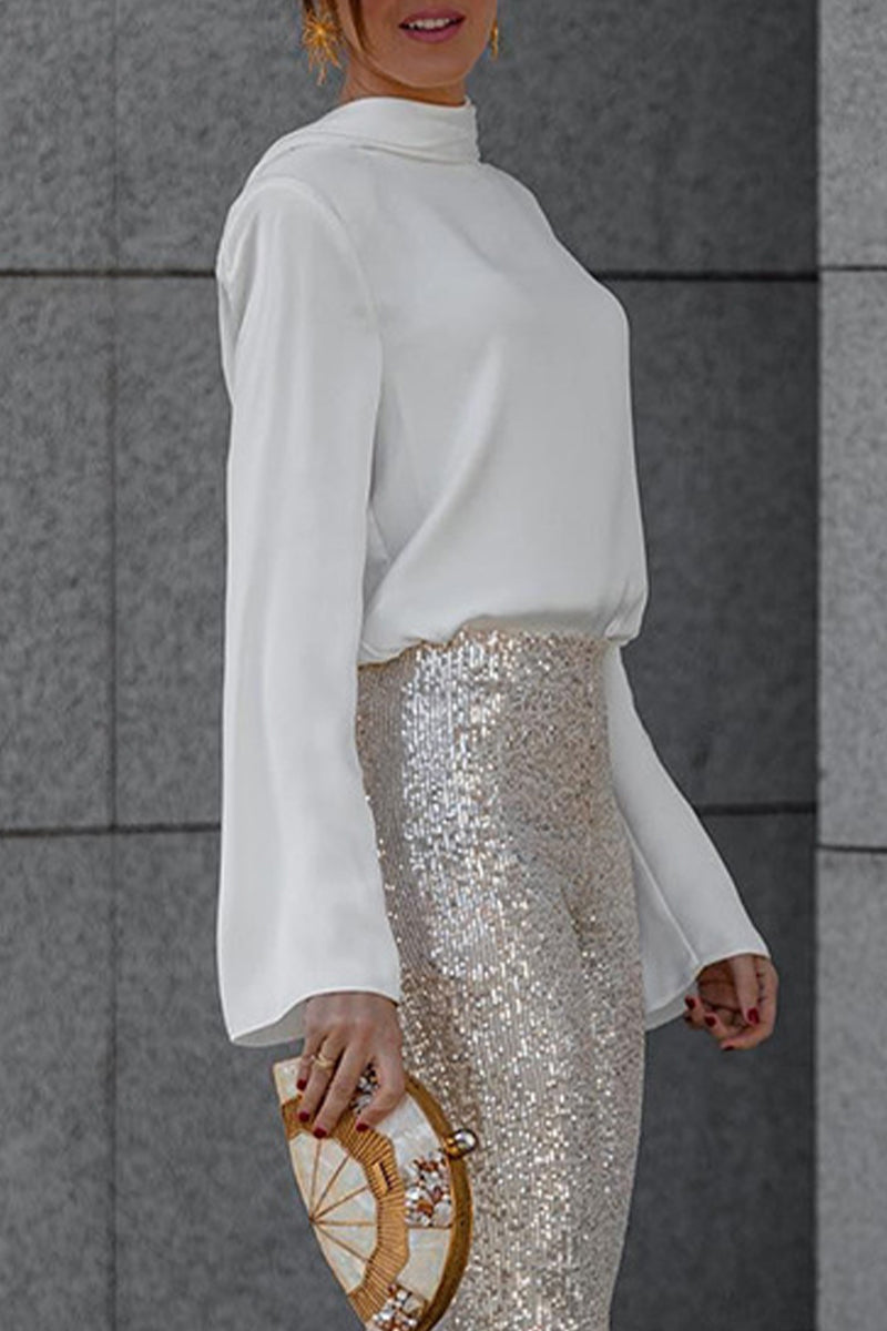 Well Tailored Blouse with a Graceful Silhouette