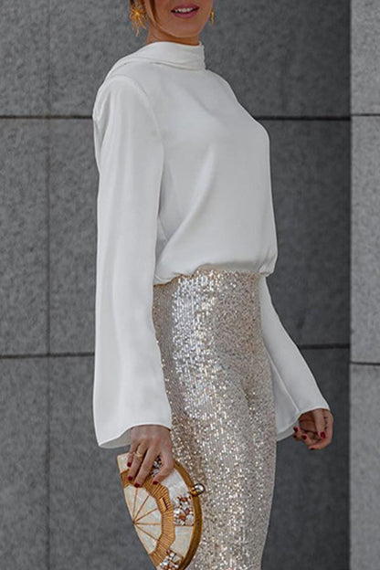 Well Tailored Blouse with a Graceful Silhouette