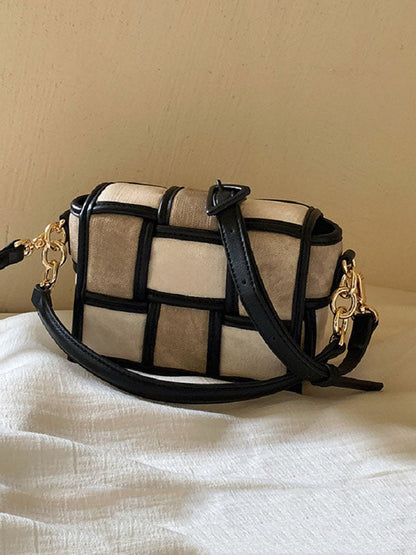Gracefully Styled Bag for Any Occasion