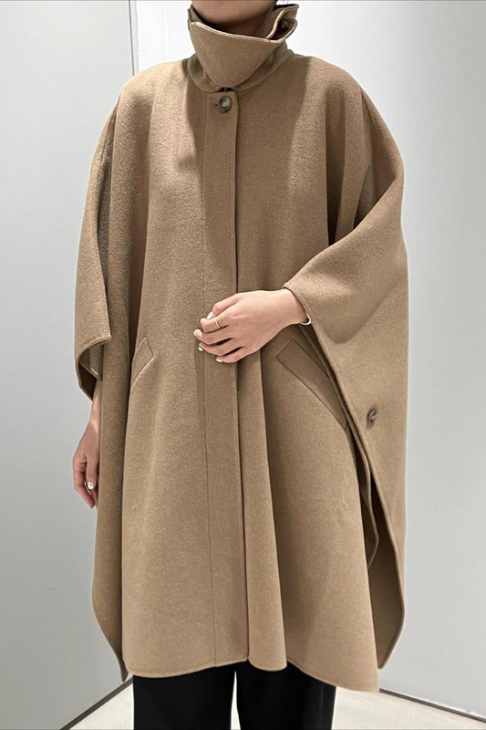 Elegantly Styled Coat for Everyday Wear