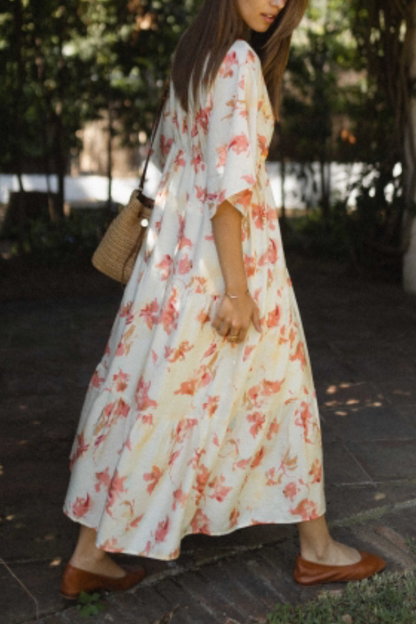 Effortlessly Elegant Dress with a Timeless Design