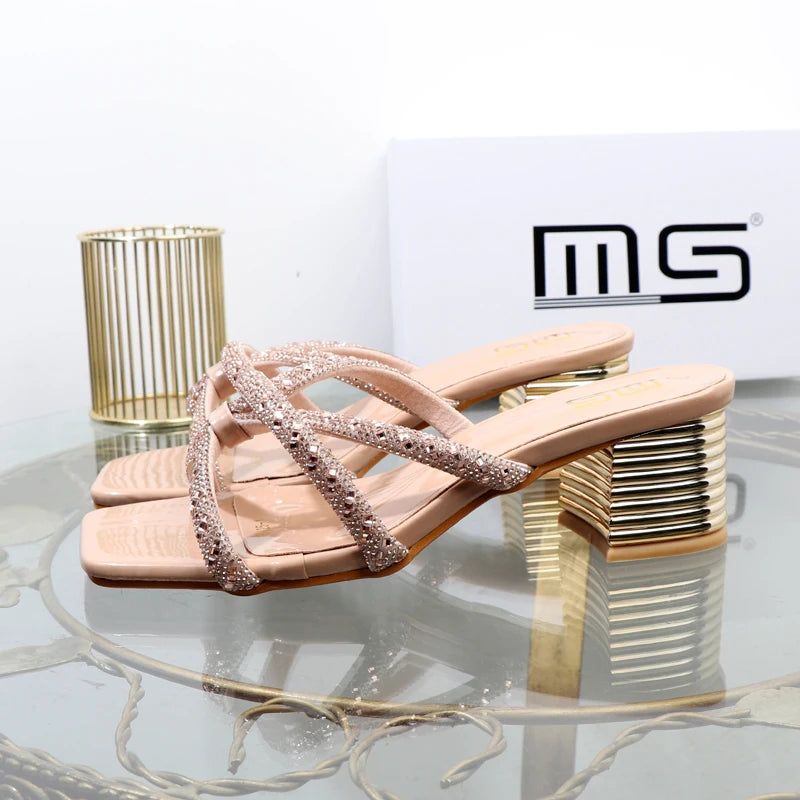Classic Vintage Heels with a Flattering Fit