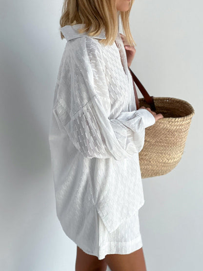 Classic Vintage Shirt with a Flattering Fit