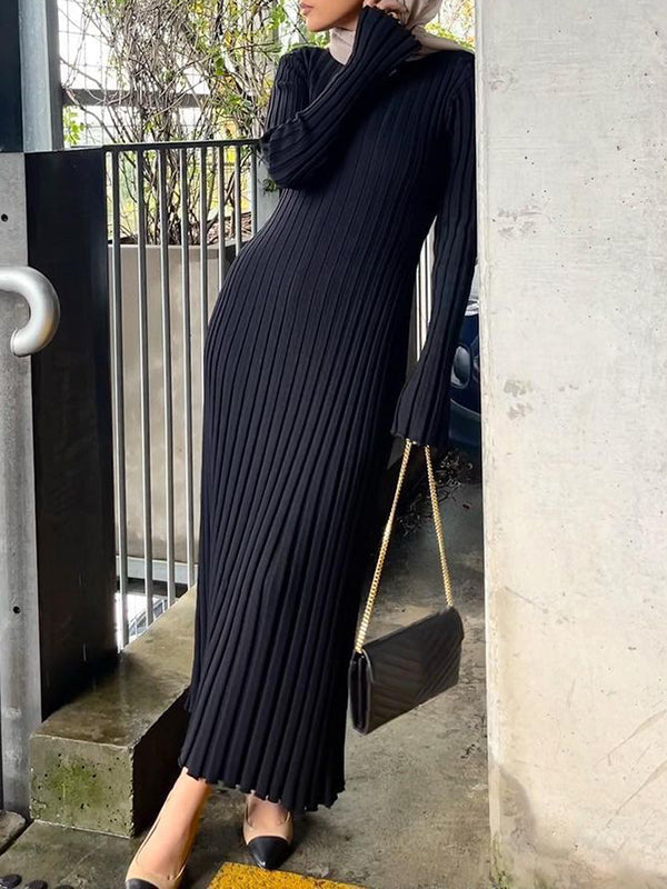 Beautifully Finished Sweater in a Timeless Design