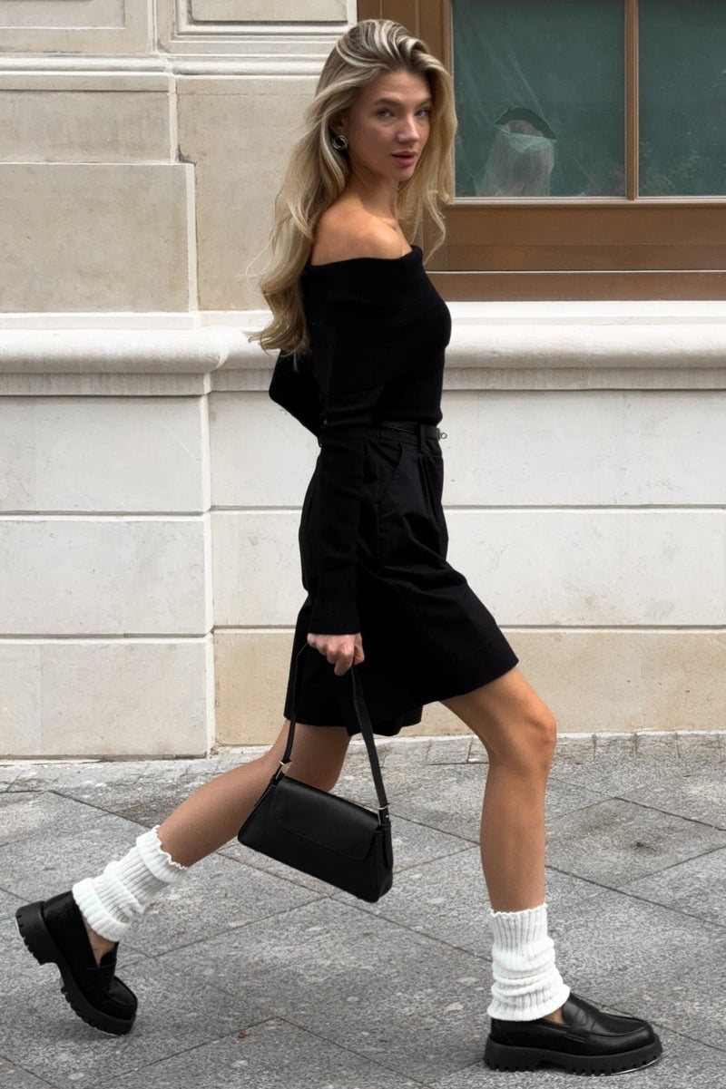 Gracefully Styled Garment for Any Occasion