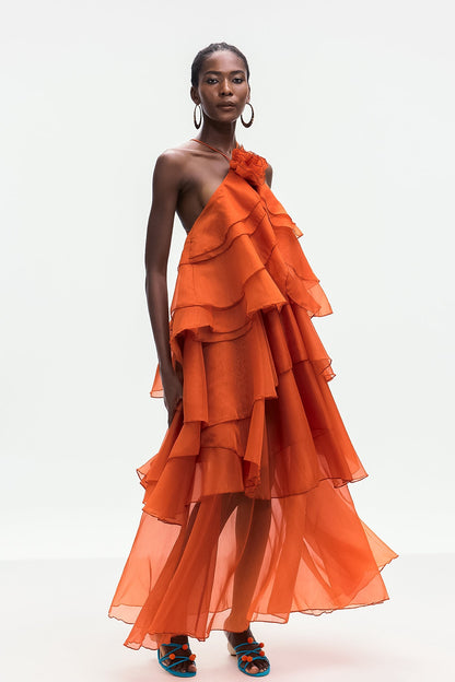 Beautifully Finished Dress in a Timeless Design