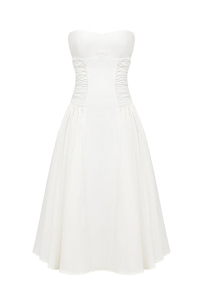 A Vintage Style Dress with Delicate Timeless Details