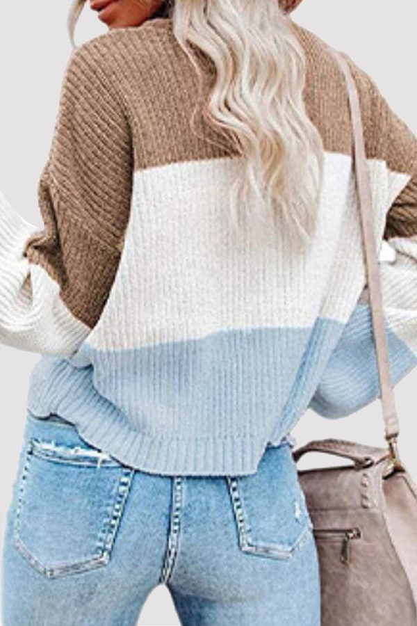 Well Tailored Top with a Graceful Silhouette