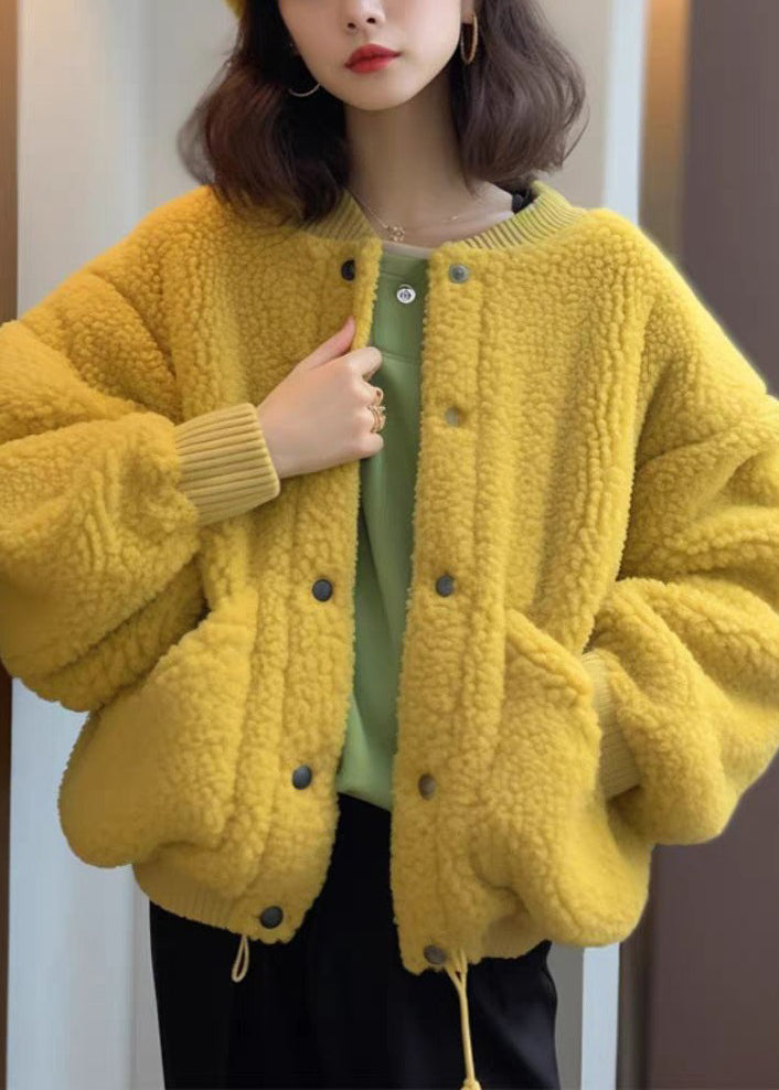 Gracefully Styled Coat for Any Occasion