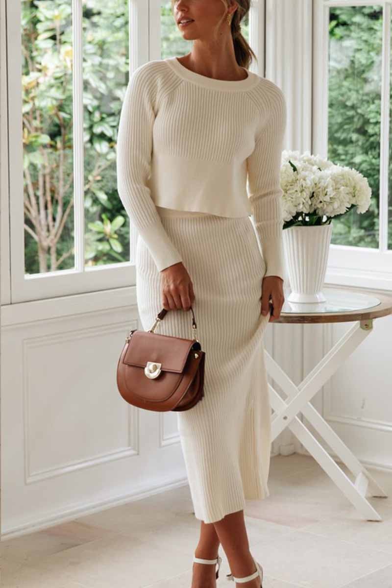 Gracefully Styled Sweater for Any Occasion